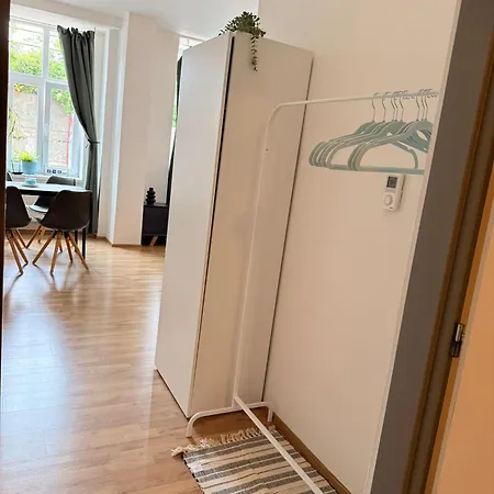 Vlhka Apartment *
